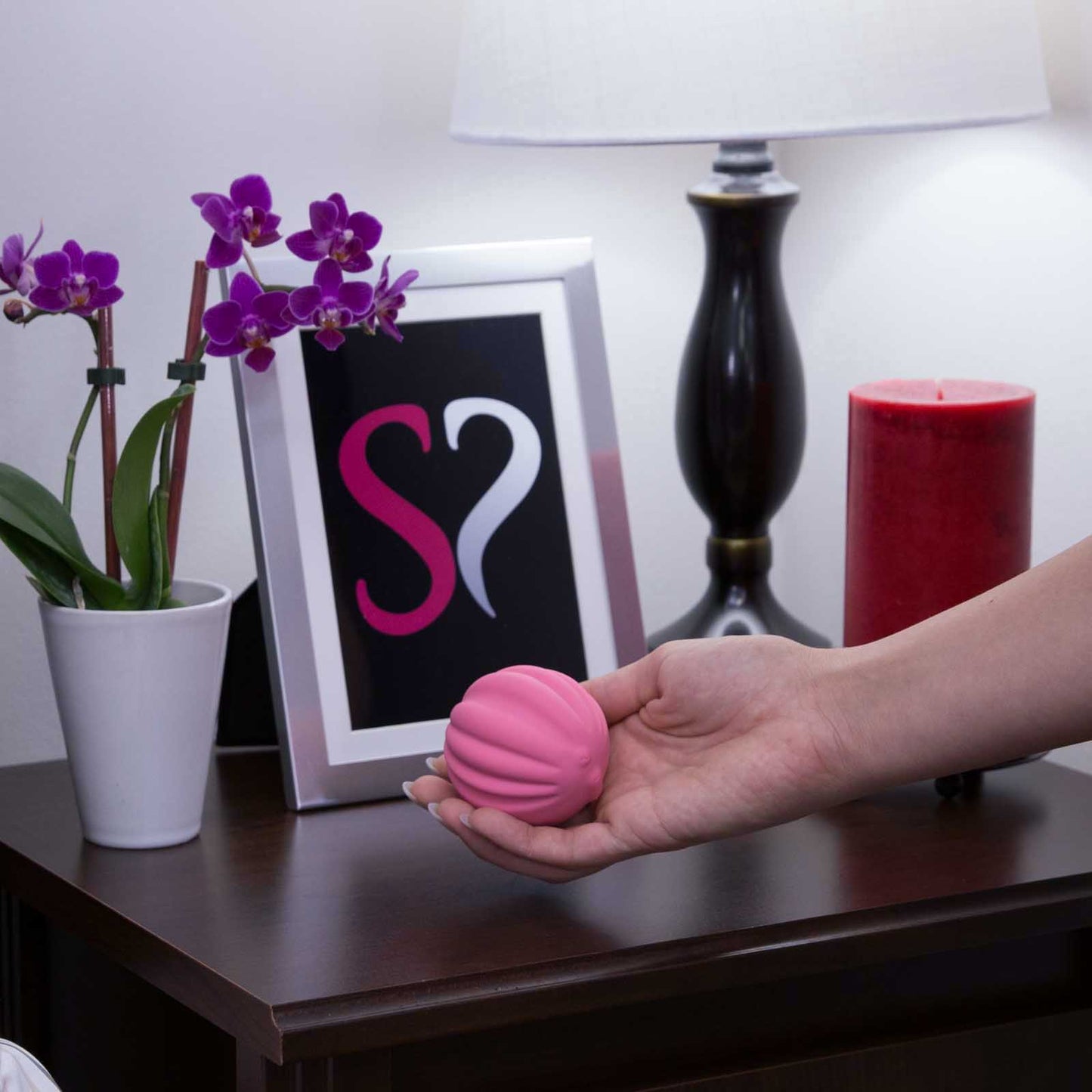 Jimmyjane Coral Love Pod 9 Function USB Rechargeable Clitoral Vibrator