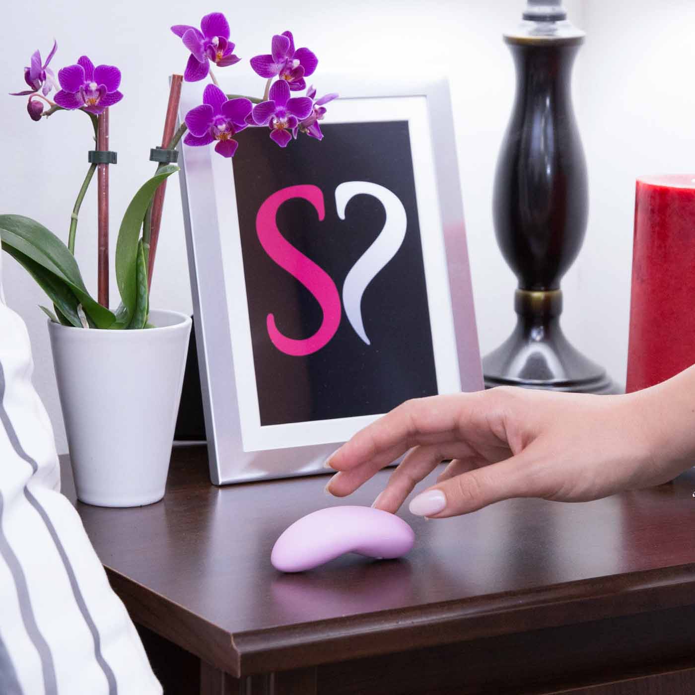 LELO Lily Luxury Rechargeable Vibrator
