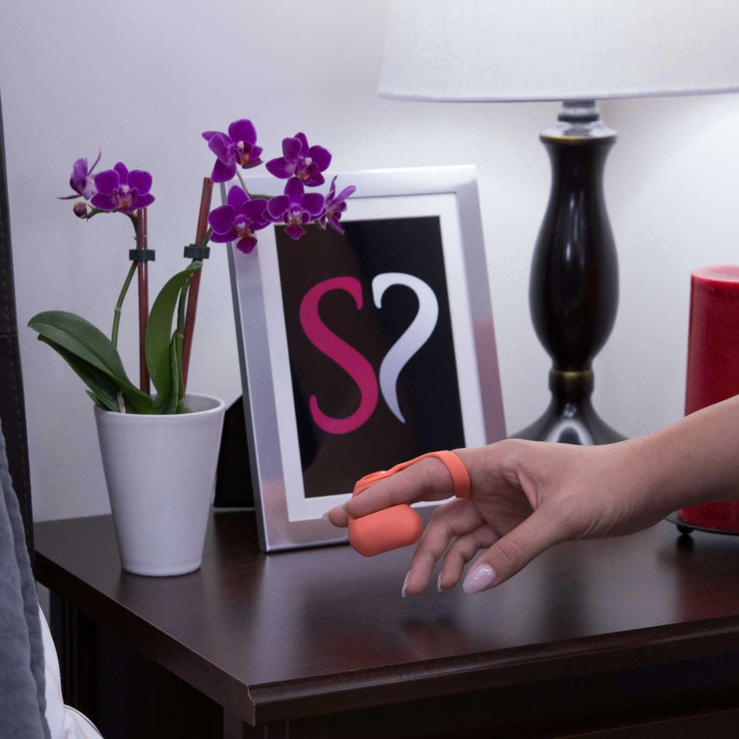 Dame Fin Speed USB Rechargeable Finger Vibrator